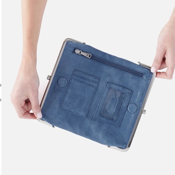 NWT HOBO Lauren Clutch-Wallet IN BUFFED LEATHER - Picture 3 of 14